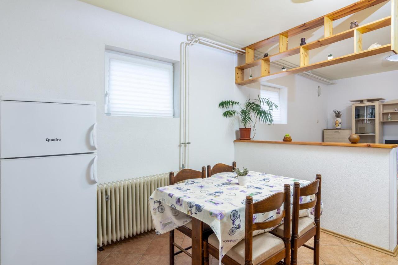 Apartment Buzet 17562a Buitenkant foto